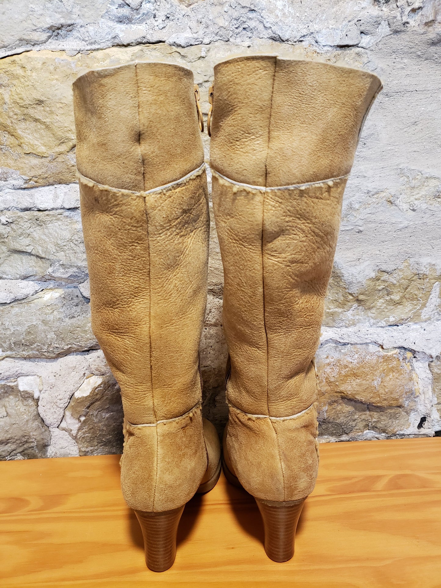 Frye Tan Shearling Boots Sz 7M