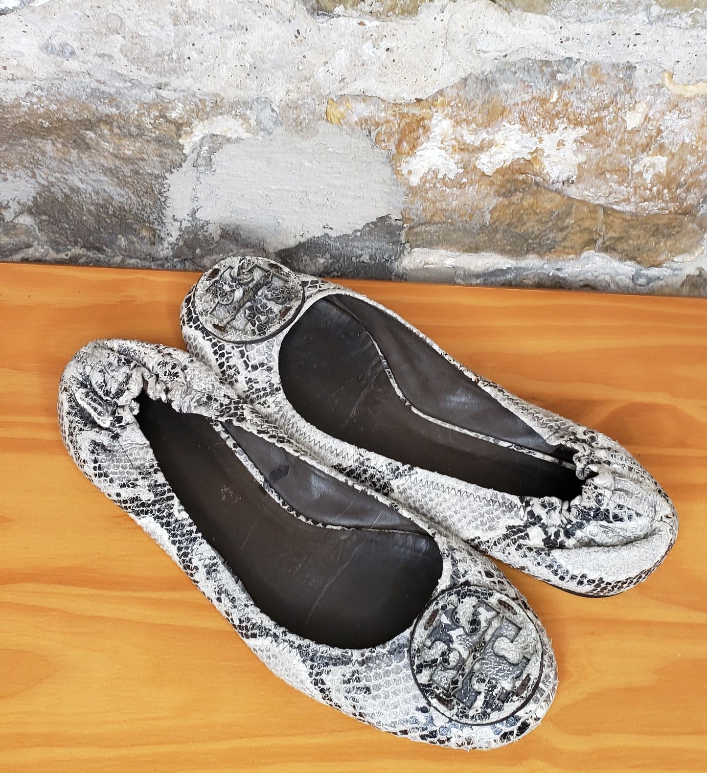 Tory Burch Snakeskin Reva Flats Sz 9M