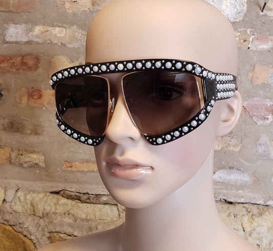 Pearl Sunnies (Black)