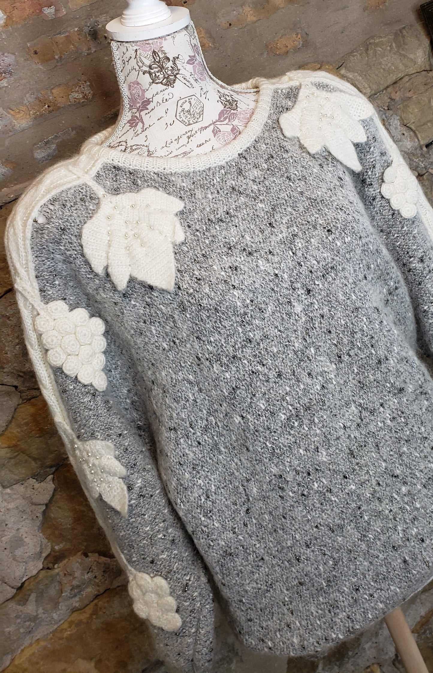 Mariea Kim Gray Leaf Sweater Sz S