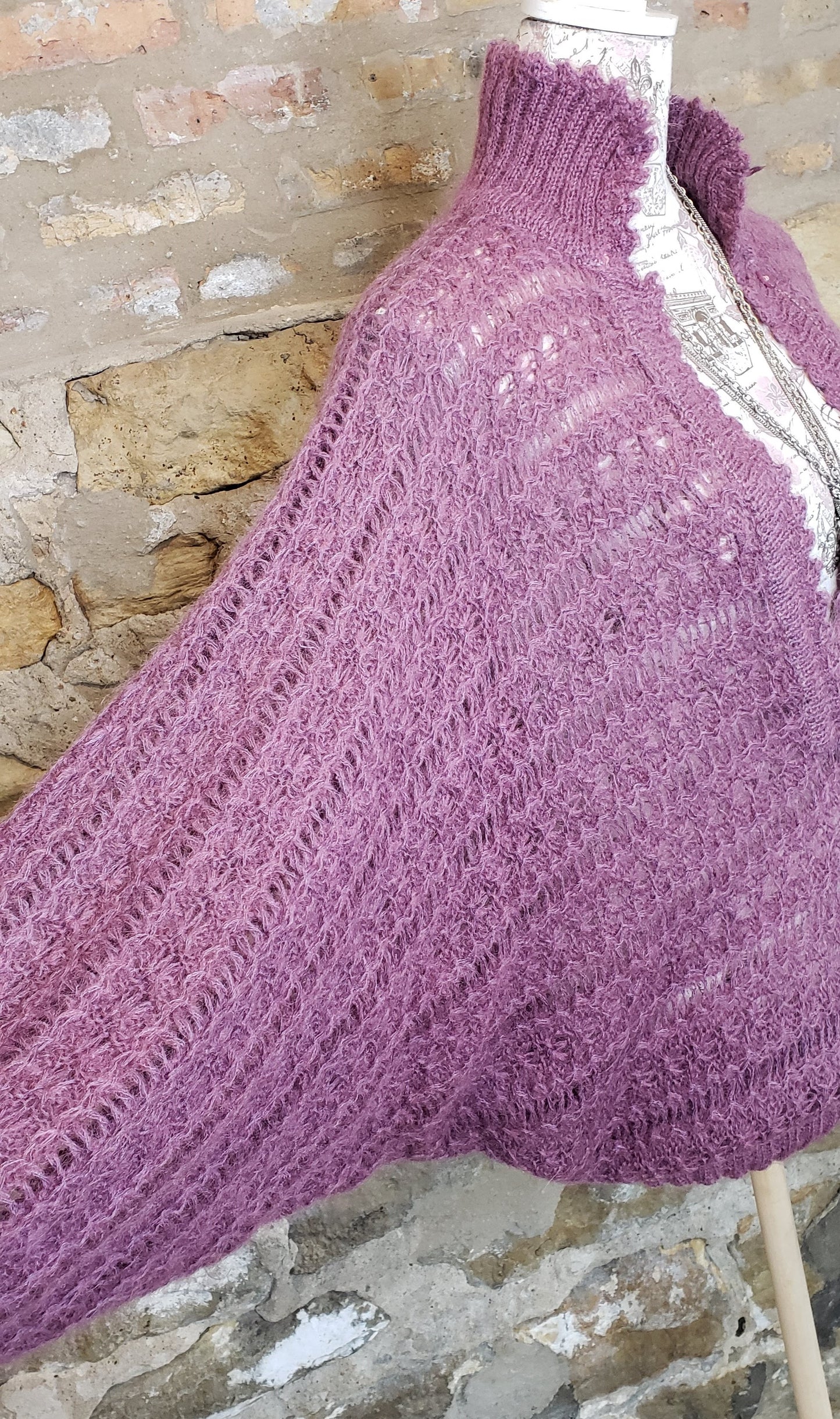 Vintage Purple Sweater Sz M/L