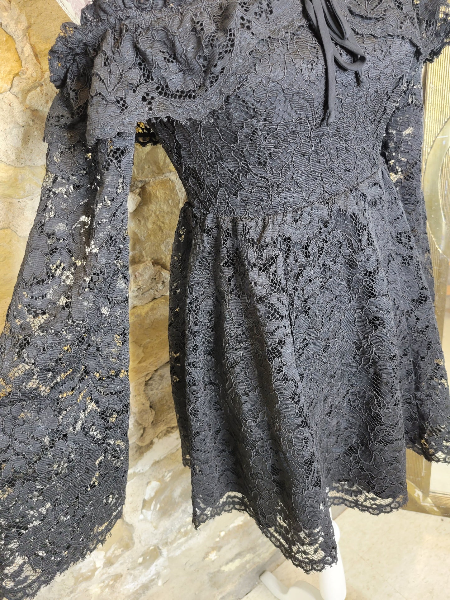 Stone Cold Fox Black Lace Dress Sz 1