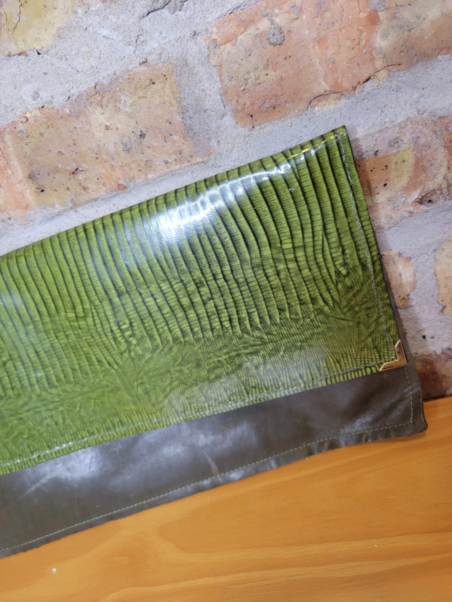Two-tone Green Vintage Clutch Purse