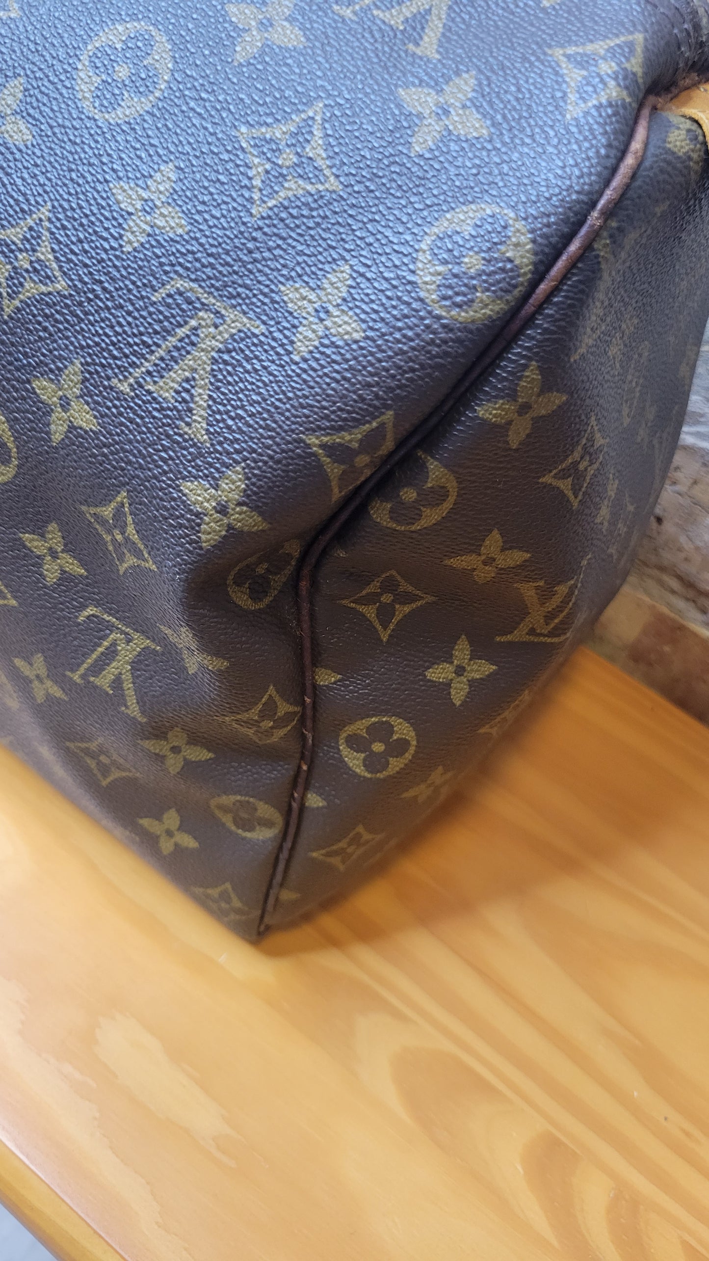 Louis Vuitton Speedy 40