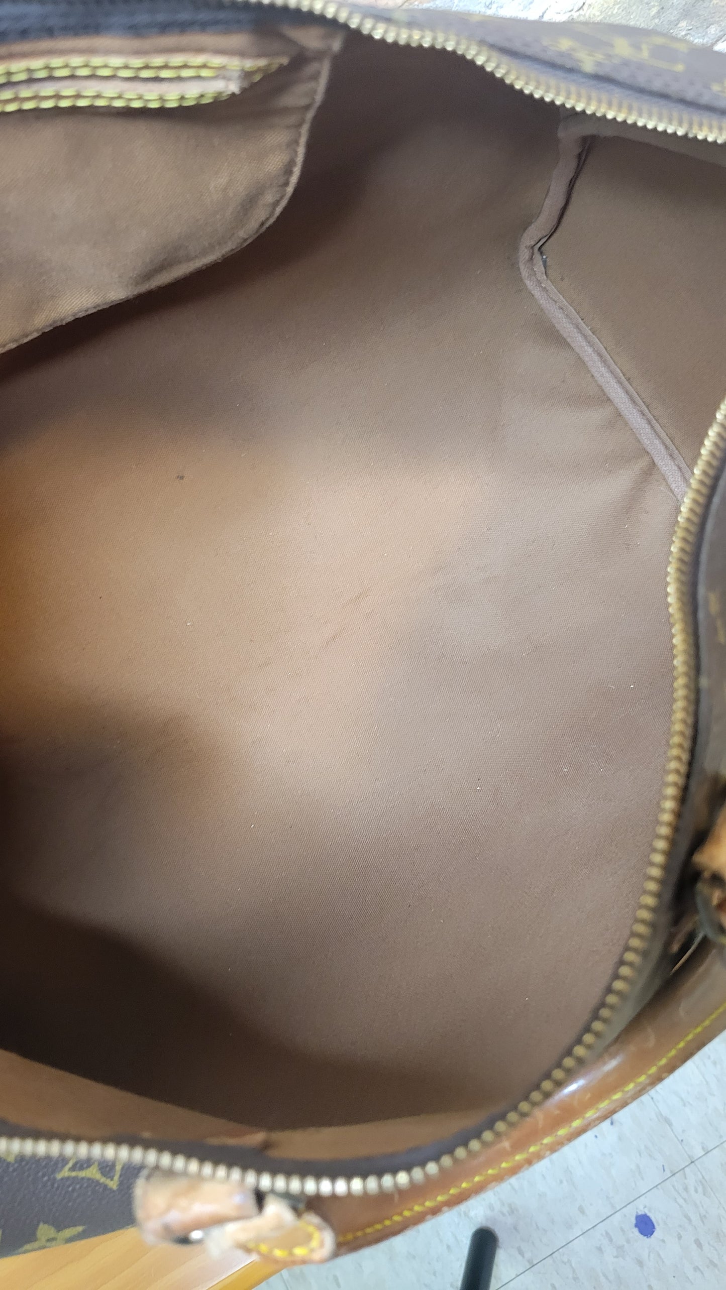 Louis Vuitton Speedy 40