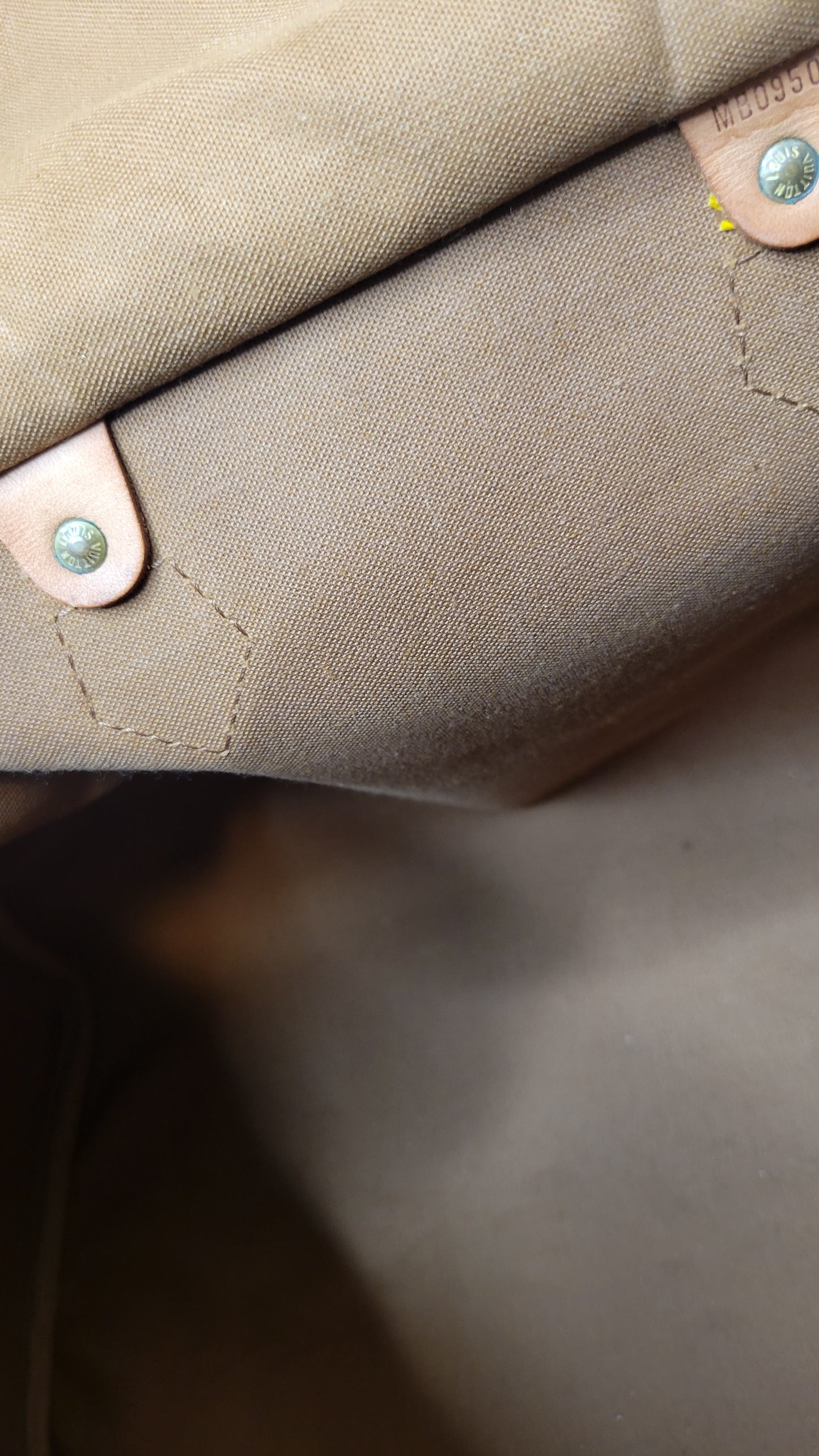 Louis Vuitton Speedy 40