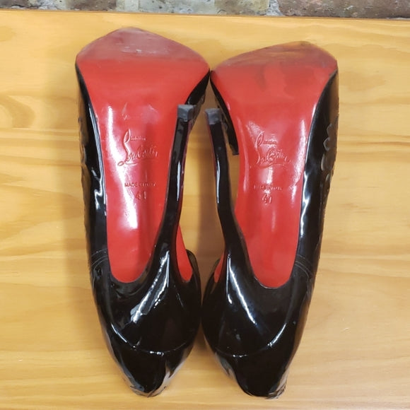 Christian Louboutin Black Patent Leather Laser Cut Heels Sz 41